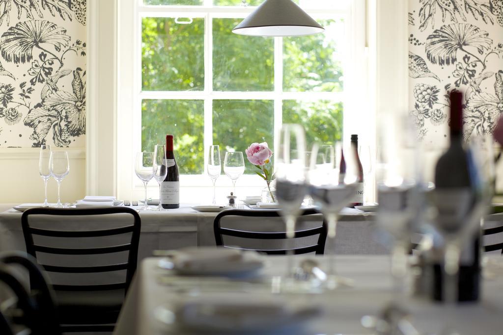 The Manor At Sway - Hotel, Restaurant And Gardens ภายนอก รูปภาพ