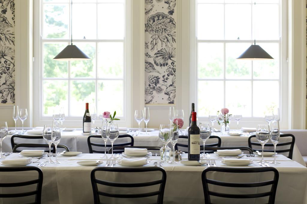 The Manor At Sway - Hotel, Restaurant And Gardens ภายนอก รูปภาพ